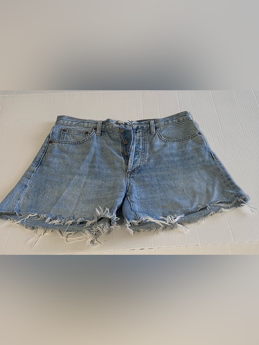 Denim Forum Shorts 27" The Ex-BF HI MID-THIGH  Button Fly Frayed Hem